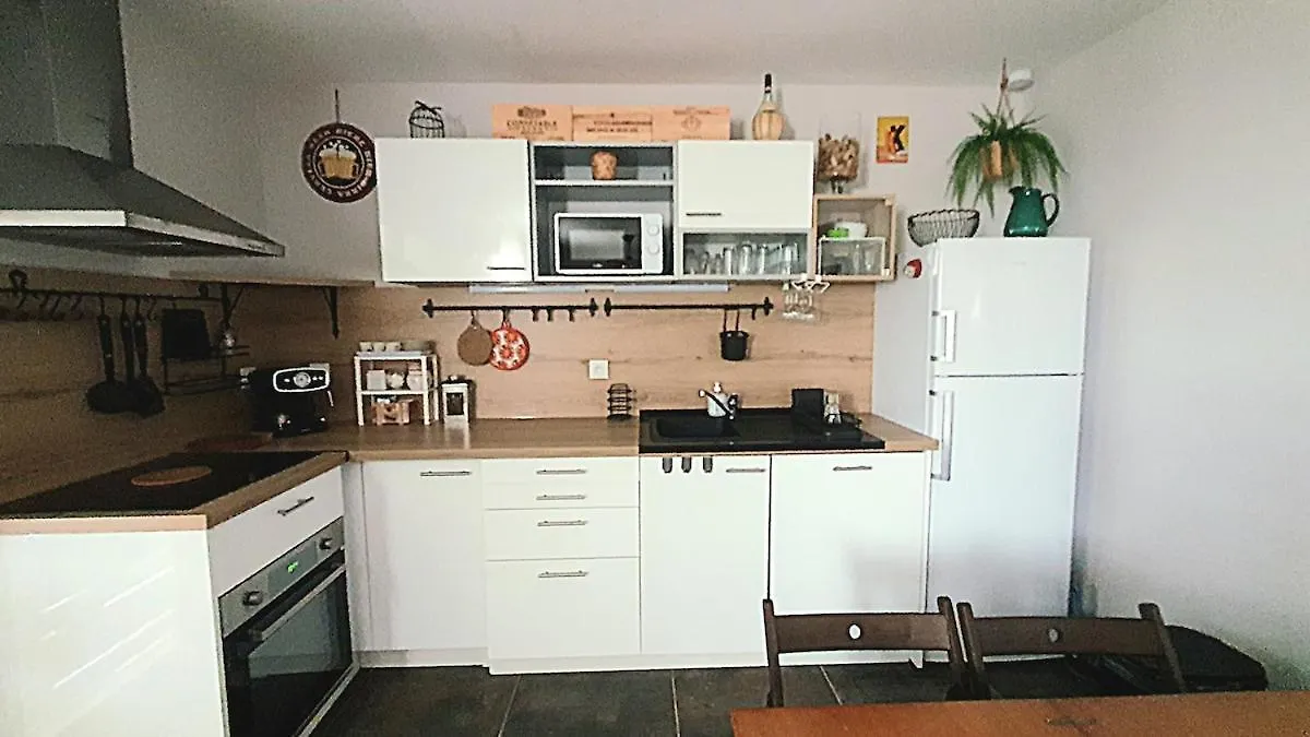Appartement L'Atelier Des Reves - Clim - Netflix - Wifi - Jardin à Castelnau-dʼEstrétefonds France
